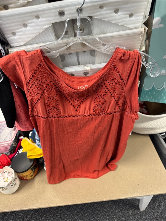 LOFT Tops - Loft outlet top S petite // 051652